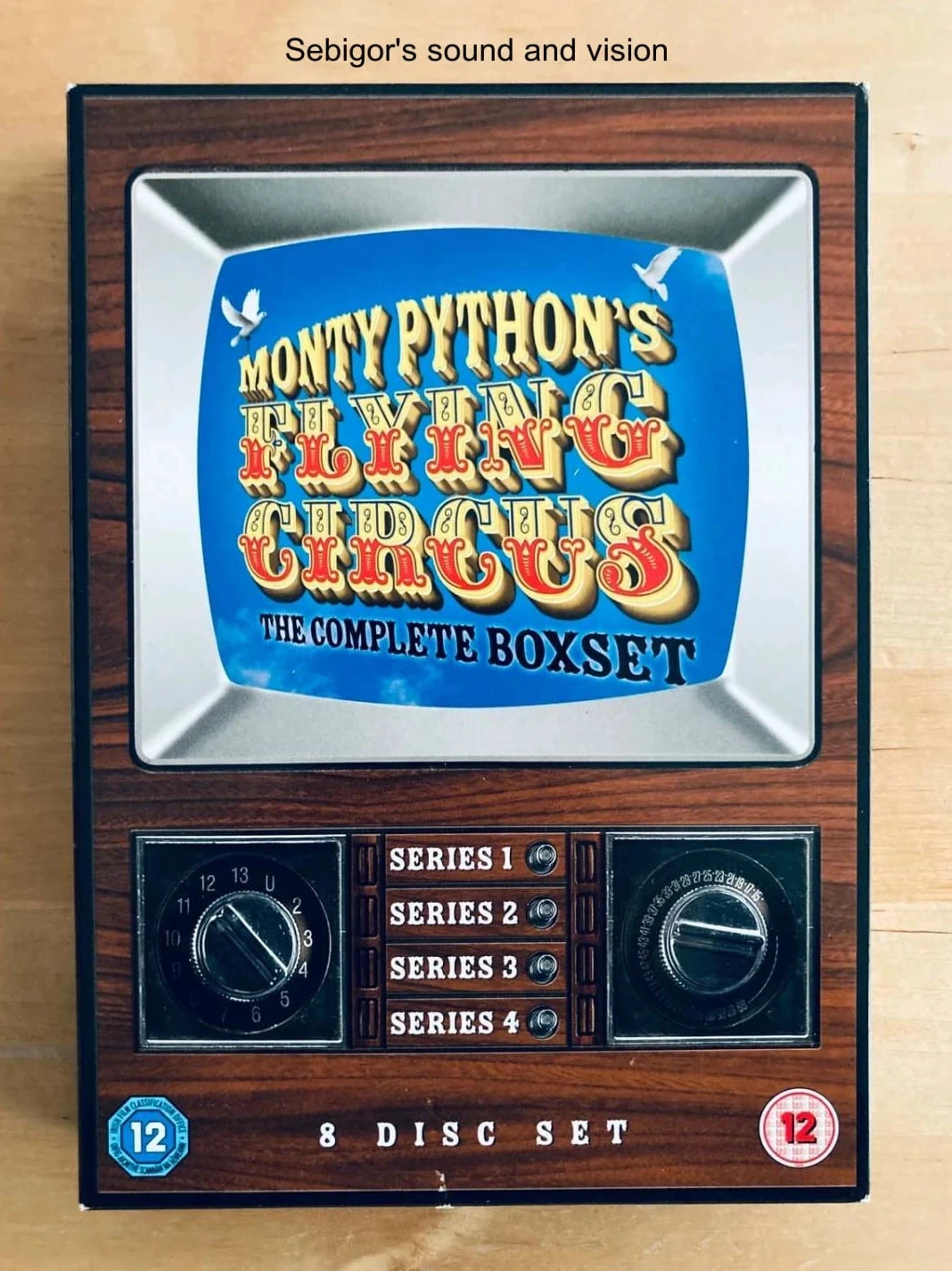 Coffret 8 DVD Monty Python complete boxset.